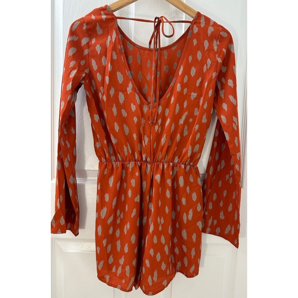 Women’s Boutique Bell Long Sleeve Romper Tie Back Detail Orange Rust Pattern - Picture 2 of 12
